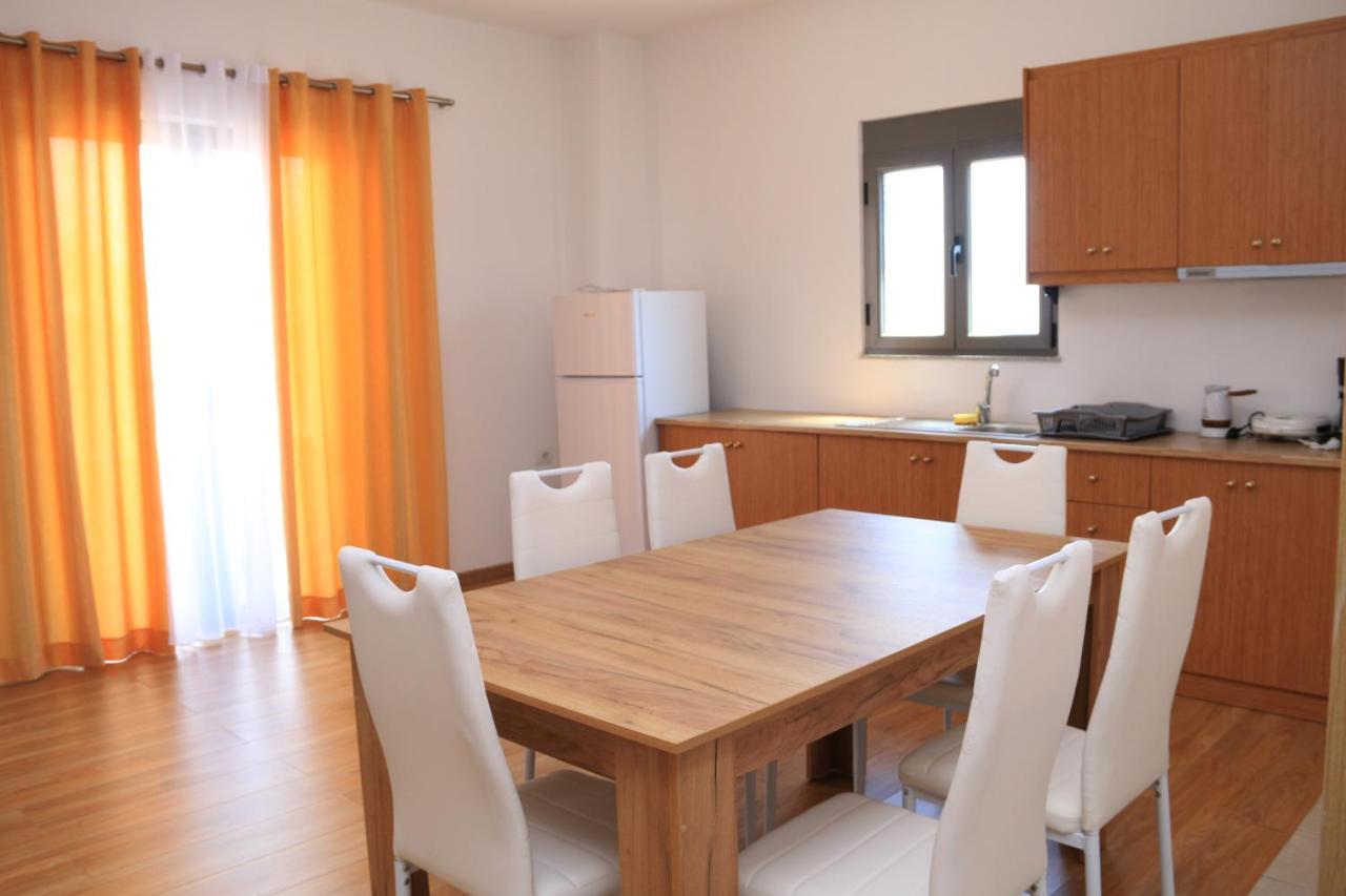 Brana Apartments ซารานเดอ ภายนอก รูปภาพ